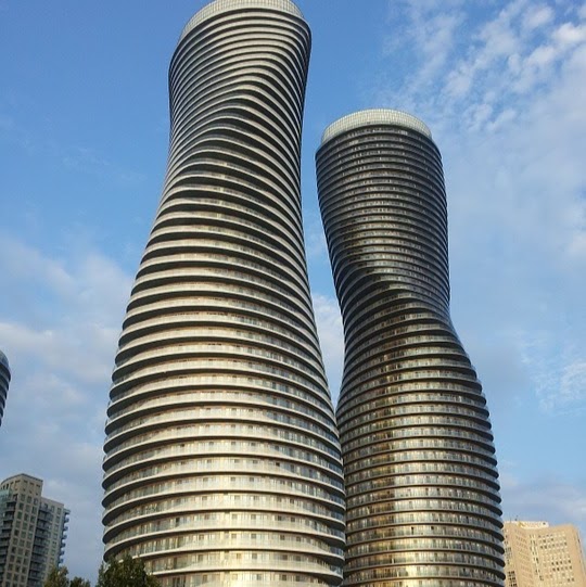 Mississauga Real Estate Finder | 480 Eglinton Ave W #30, Mississauga, ON L5R 0G2, Canada | Phone: (647) 493-3905