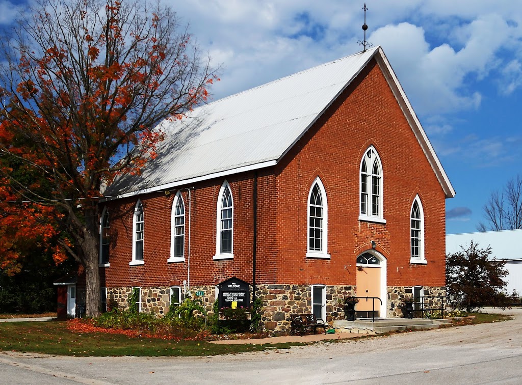 Lefroy United Church | 931 Church Dr, Lefroy, ON L0L 1W0, Canada | Phone: (705) 456-2098