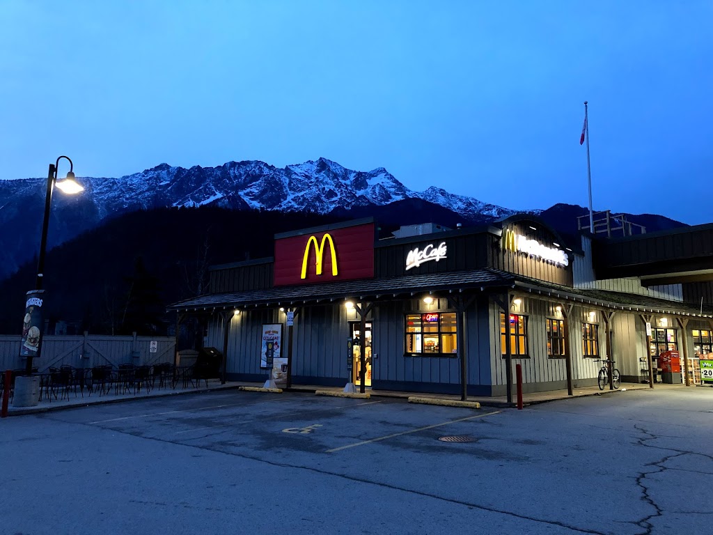 McDonalds | 1441 Vine Rd, Pemberton, BC V0N 2L1, Canada | Phone: (604) 894-2290