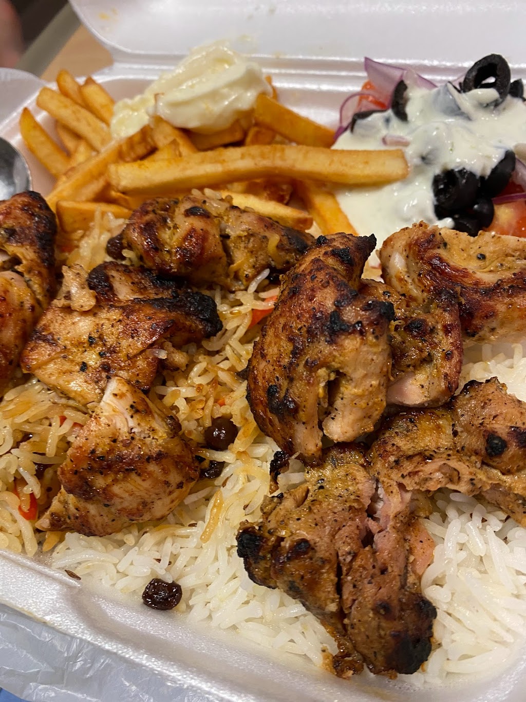 Avis Kabob and Shawarma | 15566 McIvor Blvd SE #103, Calgary, AB T2Z 4Y2, Canada | Phone: (403) 257-5600