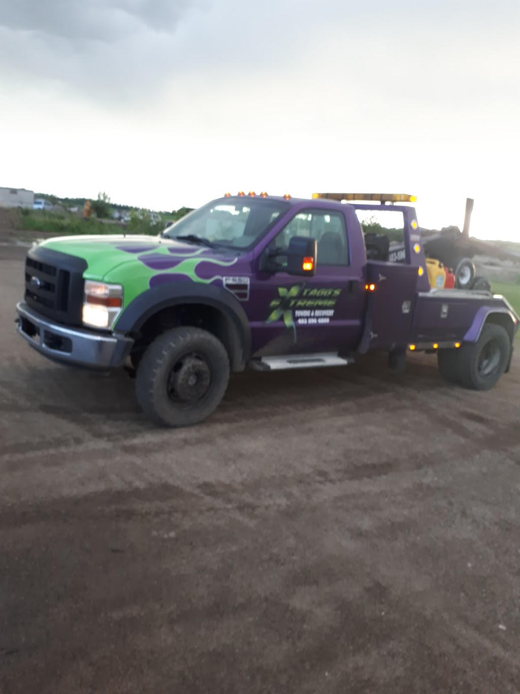 Taggs Extreme Towing Ltd | 12 Valentine Crescent, Red Deer, AB T4R 0G2, Canada | Phone: (403) 596-4800