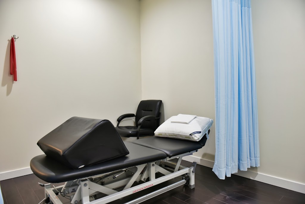 Royal Oak Physio, Chiro and Massage Clinic | 500 Royal Oak Dr NW #216, Calgary, AB T3G 0E8, Canada | Phone: (403) 300-3579