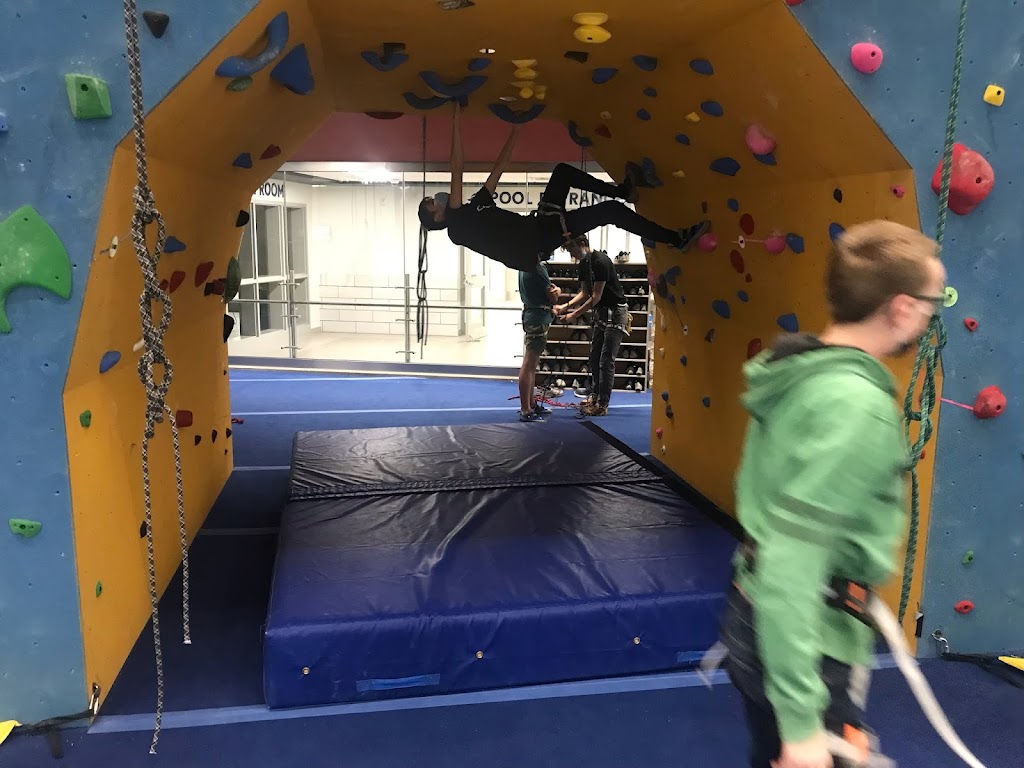 The Arch Climbing Centre | 5001 Rue Eaglemont, Beaumont, AB T4X 0H9, Canada | Phone: (780) 737-1418