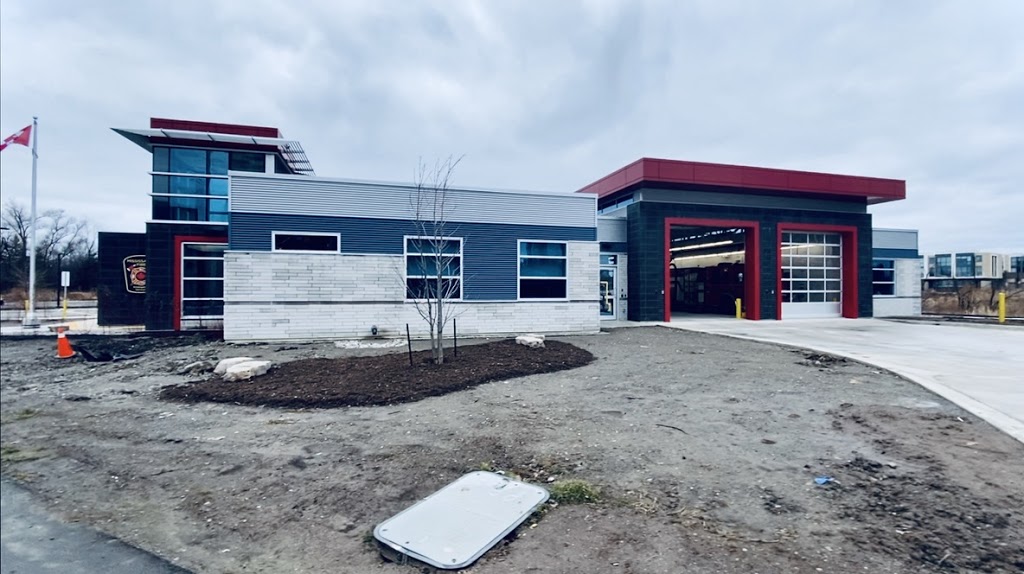 Mississauga Fire Station 120 | 125 Eglinton Ave W, Mississauga, ON L5M 0P4, Canada | Phone: (905) 615-3777