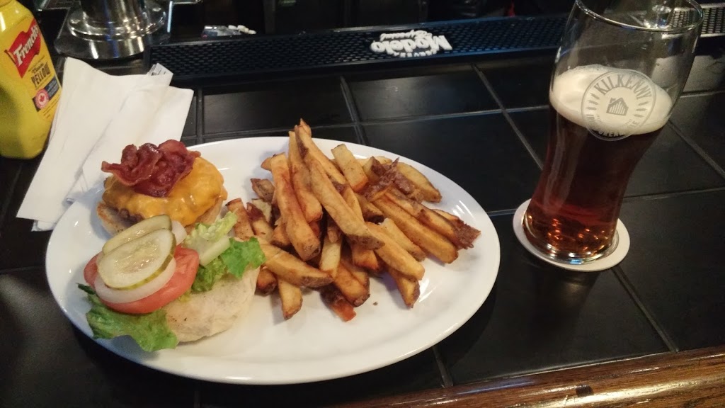 The Falls Road Pub | 296 Victoria St N, Kitchener, ON N2H 5E2, Canada | Phone: (519) 742-0600