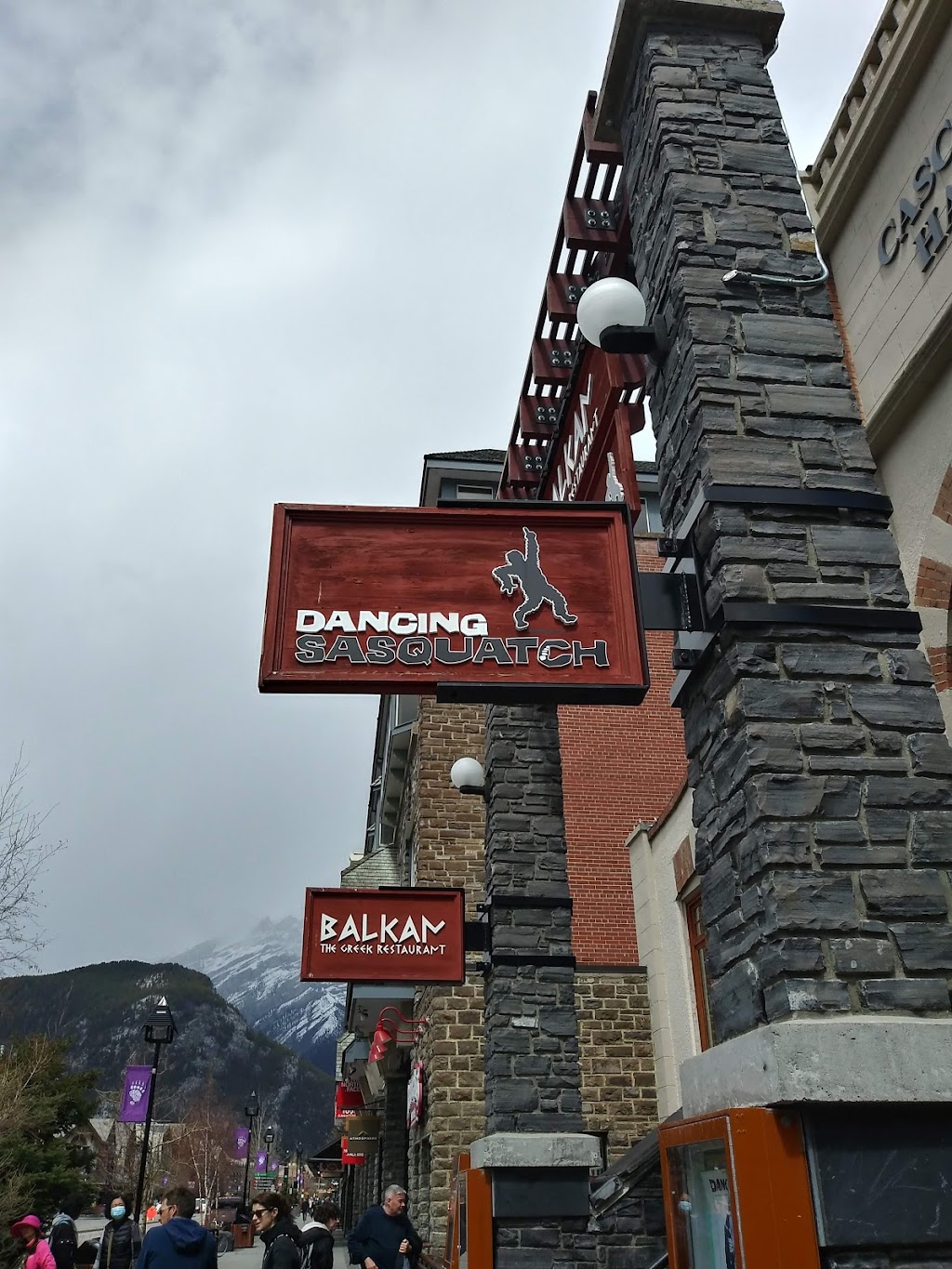Dancing Sasquatch | 120 Banff Ave, Banff, AB T1L 1A6, Canada | Phone: (403) 762-4002