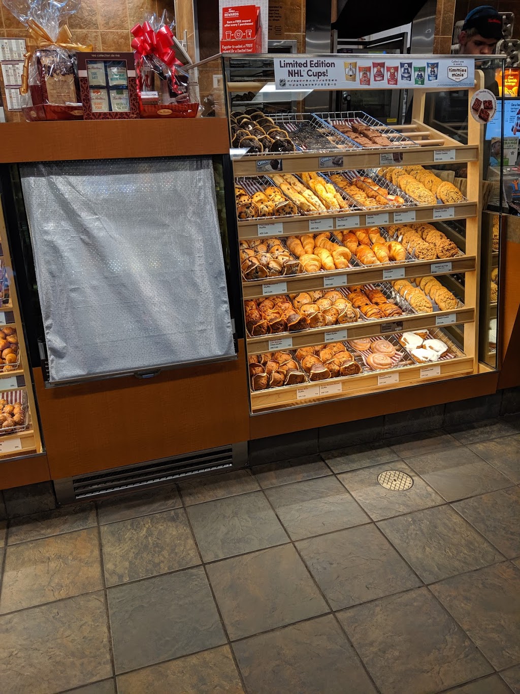 Tim Hortons | 10418 ON-7, Carleton Place, ON K7C 3P2, Canada | Phone: (613) 253-0446