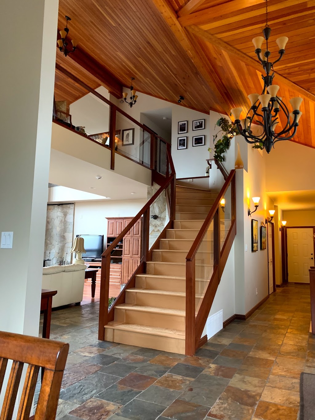 High Hopes Bed & Breakfast | 21623 Thacker Mountain Rd, Hope, BC V0X 1L1, Canada | Phone: (604) 749-7131