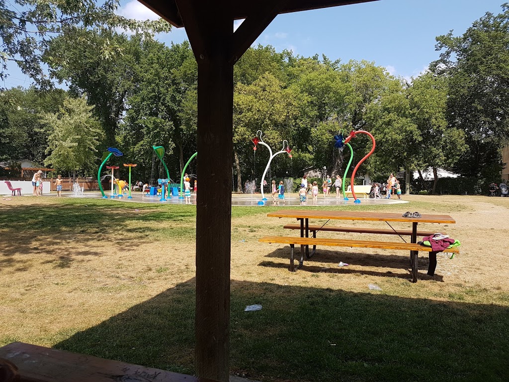 E. A. Friesen Park | 243 Elmdale St, Steinbach, MB R5G 0C9, Canada