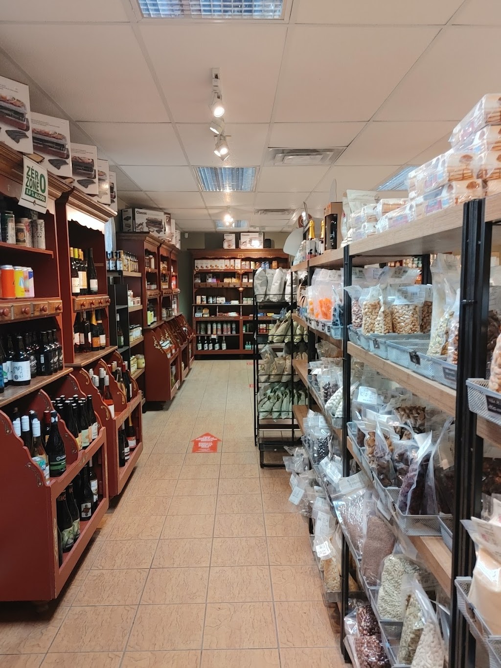 Saucisson Vaudois (Au) | 368 Rue Principale, Sainte-Brigide-dIberville, QC J0J 1X0, Canada | Phone: (450) 293-5402