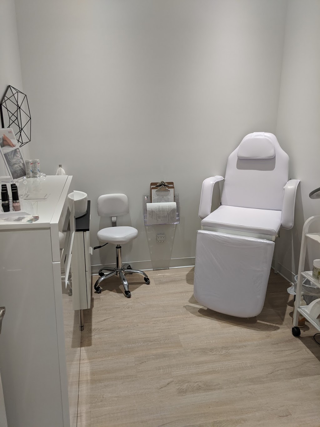 Institut Esthetique M | 4658 Boulevard de lAuvergne, Québec, QC G2C 1N6, Canada | Phone: (418) 809-1655