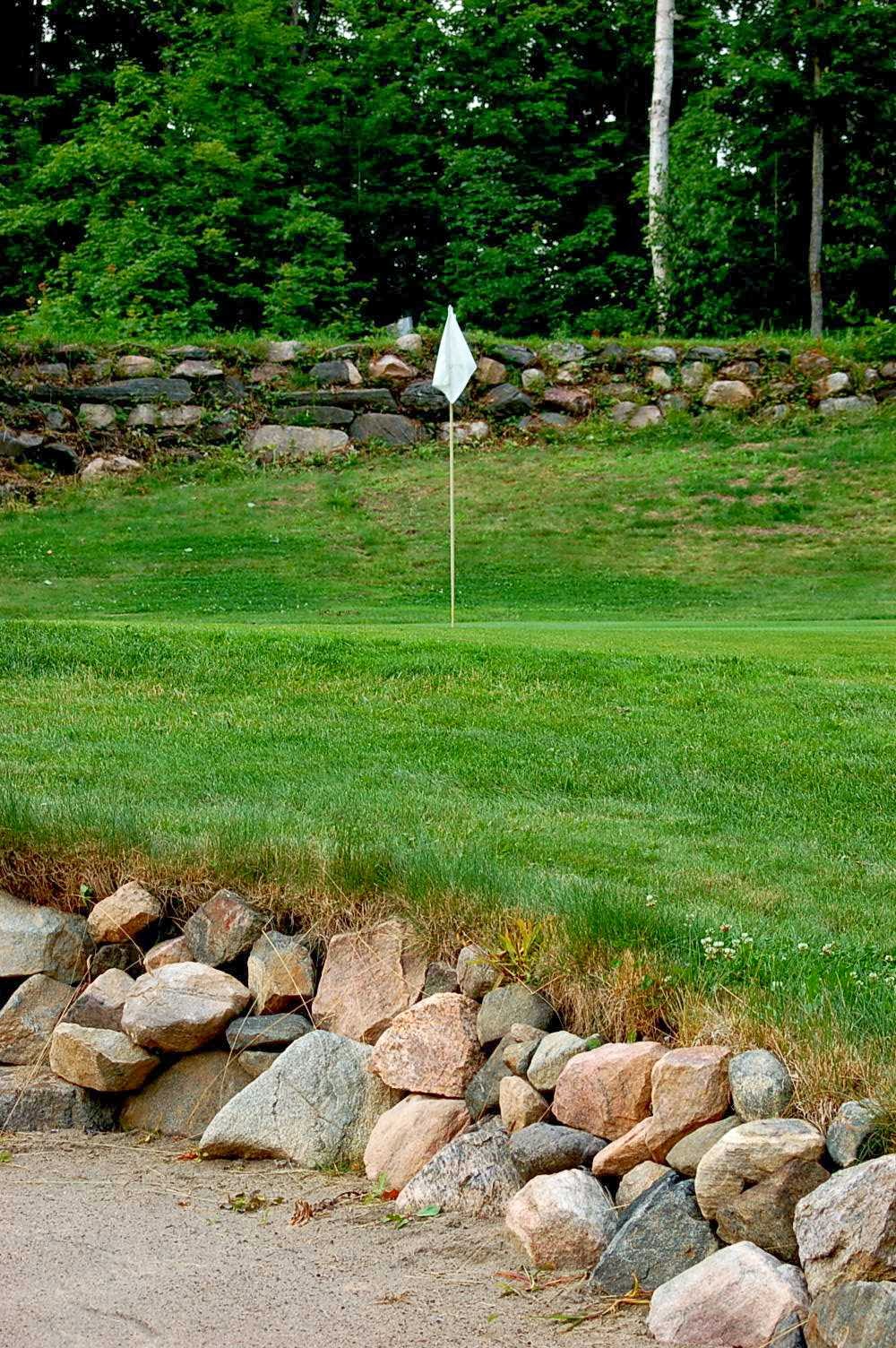 Deer Run Golf Course | 290 McDougall Rd, McDougall, ON P2A 0B3, Canada | Phone: (705) 746-4653