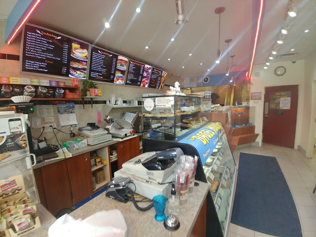 Bagel House | 235 Lakeshore Rd E, Mississauga, ON L5G 1G8, Canada | Phone: (905) 891-9696