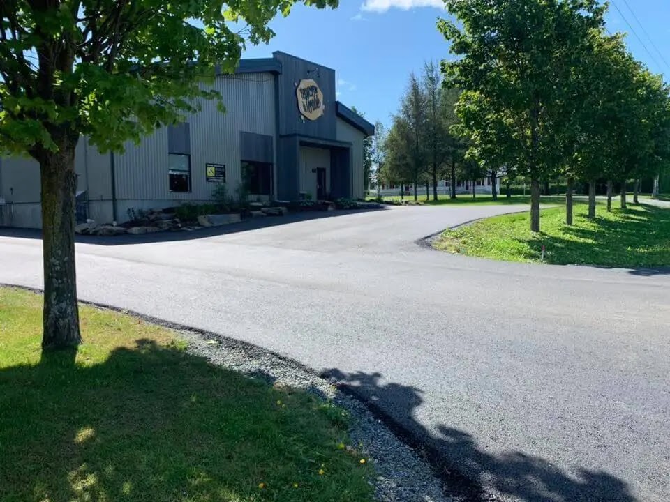 Pavages de Beauce Ltée (Les) | 143 Av. Lambert, Beauceville, QC G5X 1T5, Canada | Phone: (418) 774-5329