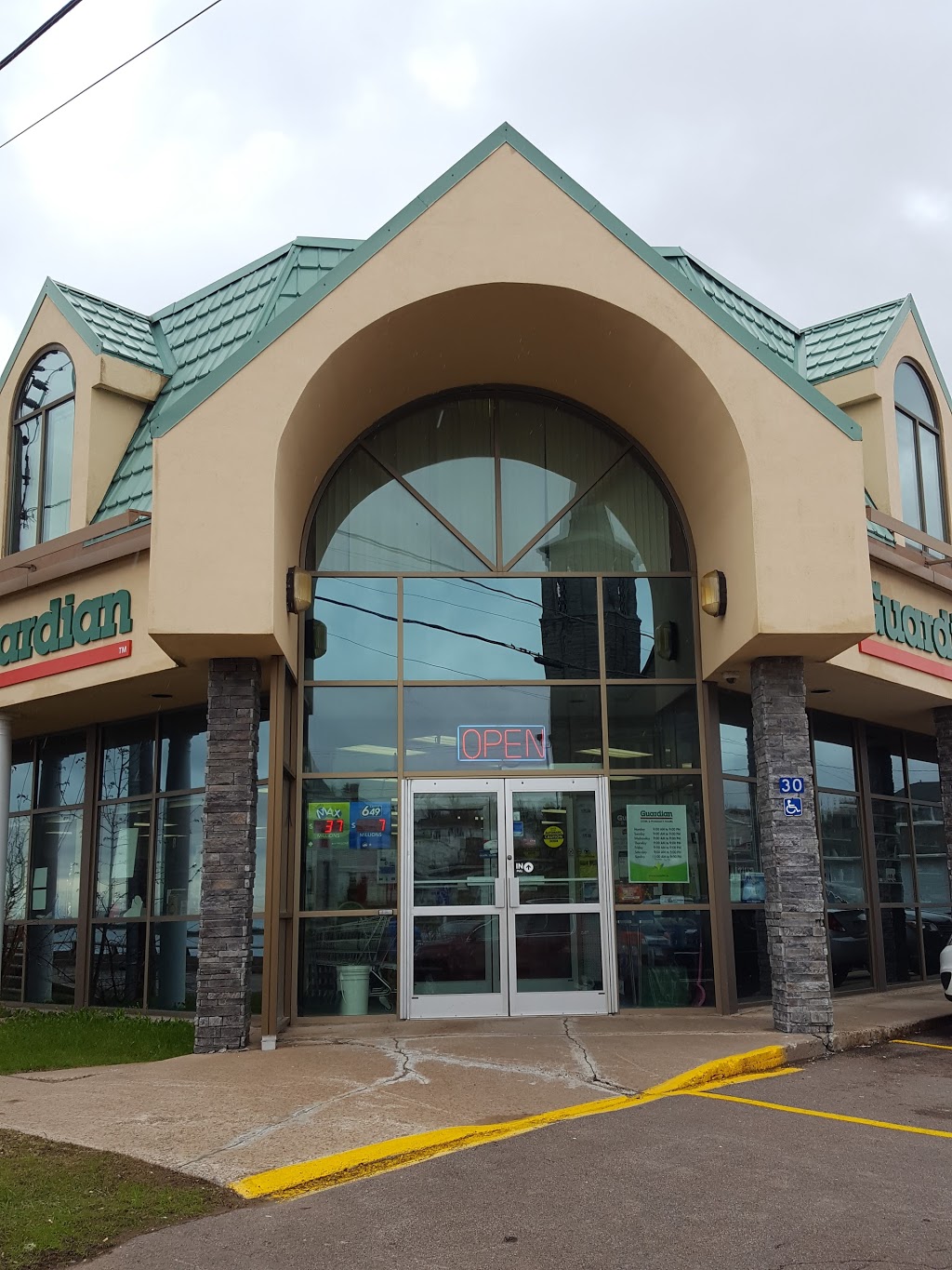 Guardian - Bouctouche Pharmacy Ltd. | 30 Irving Blvd #200, Bouctouche, NB E4S 3L2, Canada | Phone: (506) 743-2434