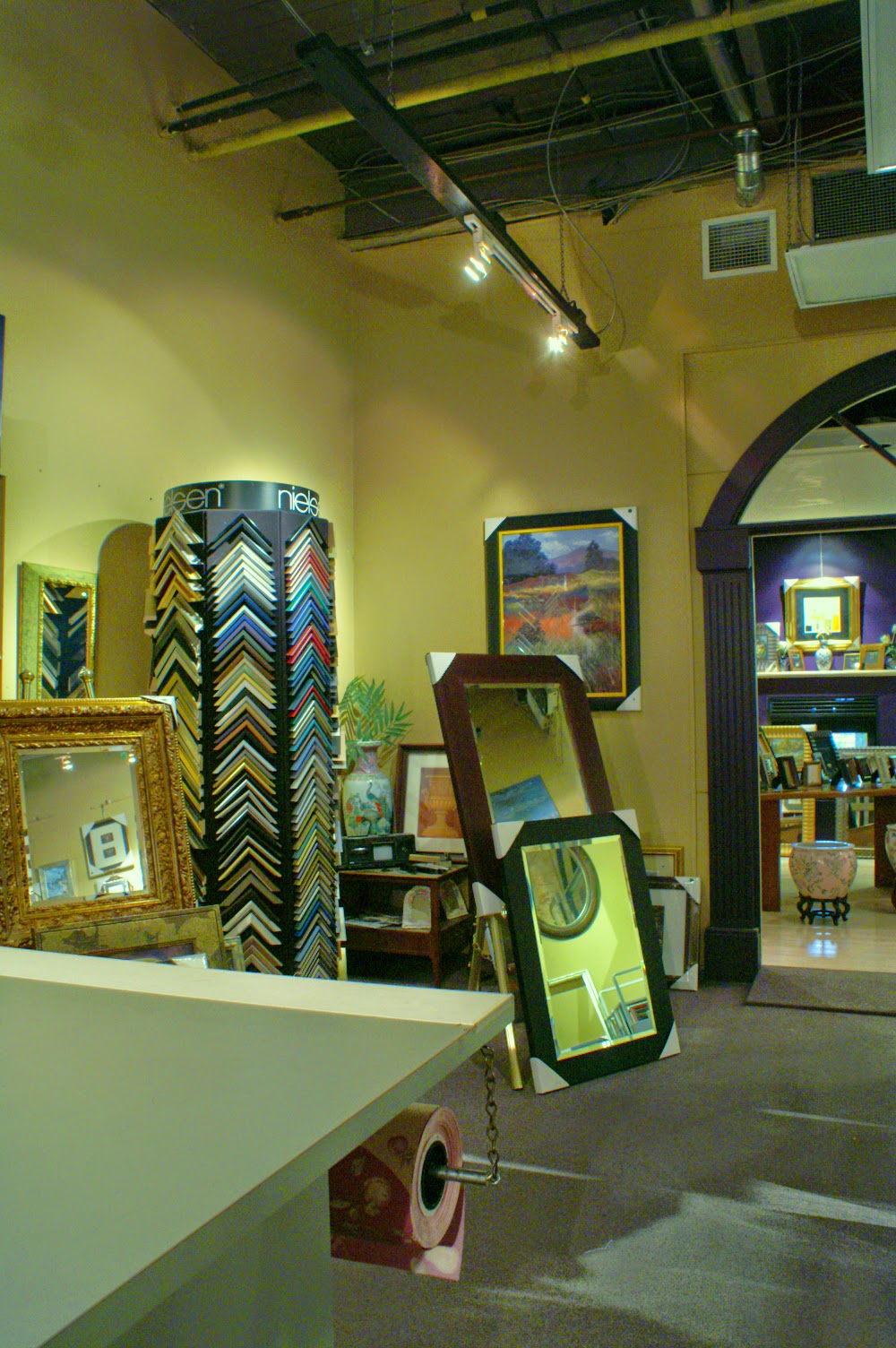 Frames and Pictures | 20 Bermondsey Rd, East York, ON M4B 1Z5, Canada | Phone: (416) 615-2999