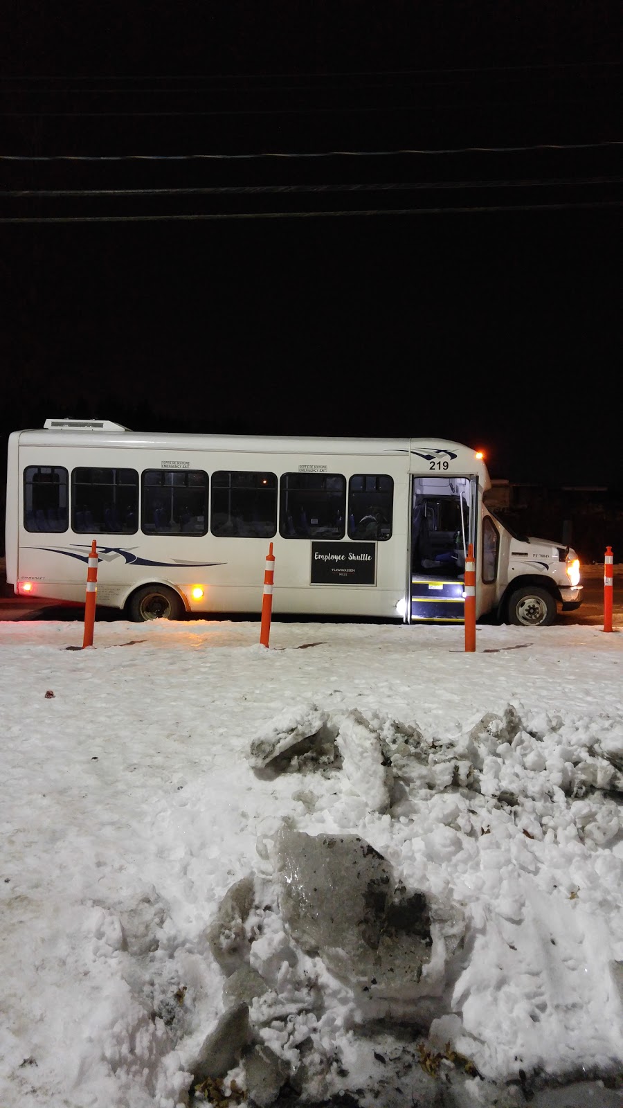 Tsawwassen Mills Employee Bus Stop (Surrey) | 12613 110 Ave #12545, Surrey, BC V3V 3J7, Canada | Phone: (604) 948-8238