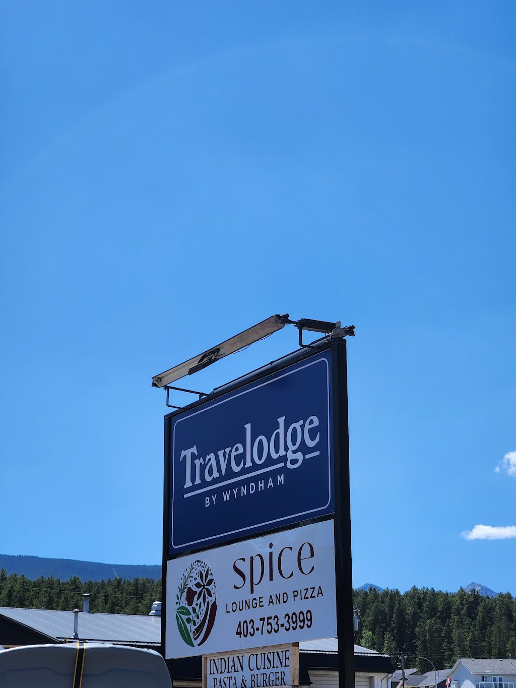 Spice Lounge and Pizza | 11373 20 Ave, Blairmore, AB T0K 0E0, Canada | Phone: (403) 753-3999