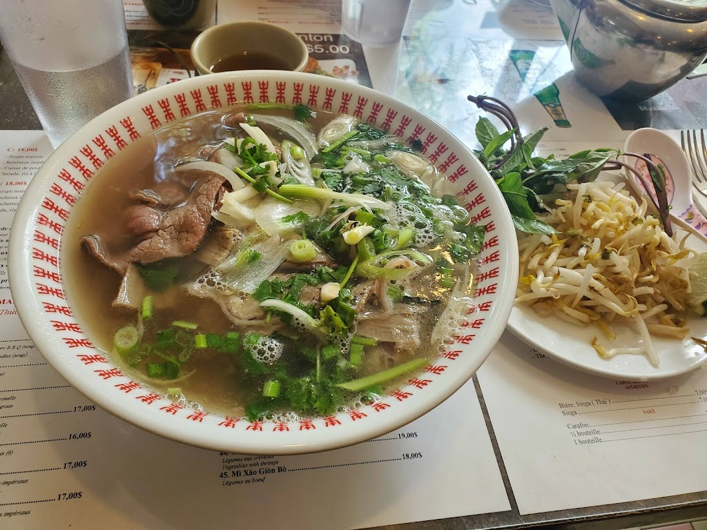 Pho Thanh Long | 103 Rue Sainte-Catherine E, Montréal, QC H2X 1K5, Canada | Phone: (514) 848-0521