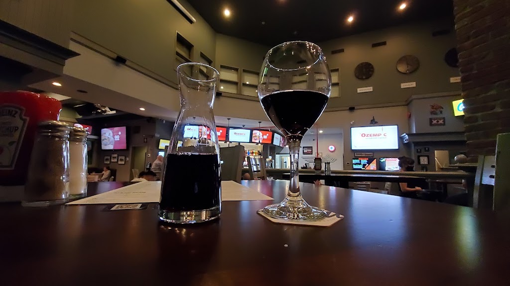 Guildford Station Pub | 10176 154 St, Surrey, BC V3R 4J6, Canada | Phone: (604) 582-2800