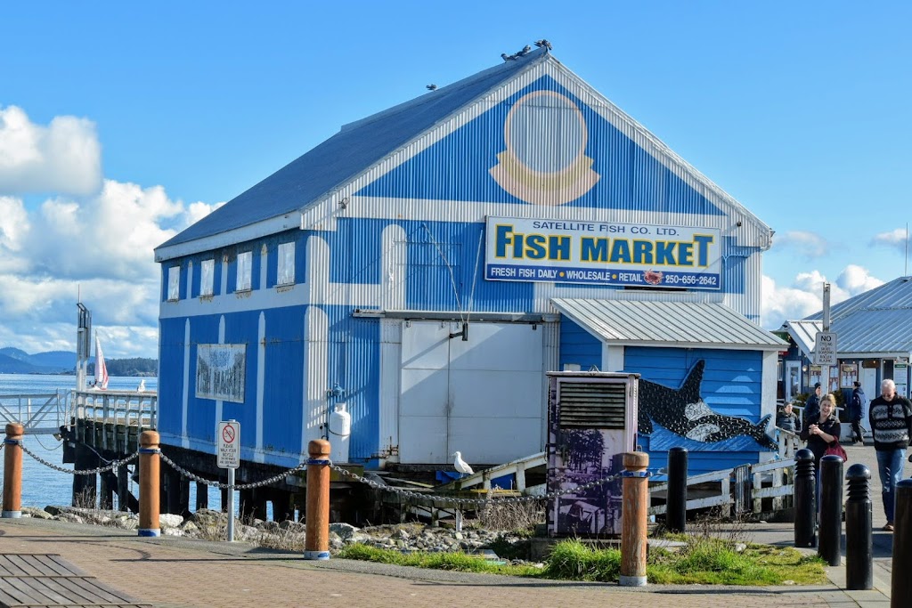 Satellite Fish Co Ltd | 2550 Beacon Ave, Sidney, BC V8L 1Y2, Canada | Phone: (250) 656-2642