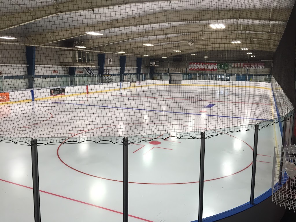 Lambton Arena | 4100 Dundas St W, York, ON M6S 2T7, Canada | Phone: (416) 394-2735