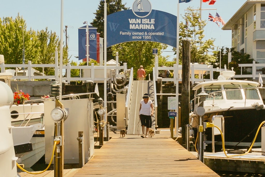 Van Isle Marina | 2320 Harbour Rd, Sidney, BC V8L 2P6, Canada | Phone: (250) 656-1138