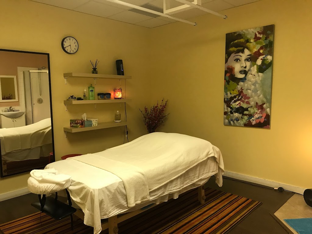 Comfort Oasis Massage Spa | 8410 182 St NW, Edmonton, AB T5T 1Y7, Canada | Phone: (780) 289-0707