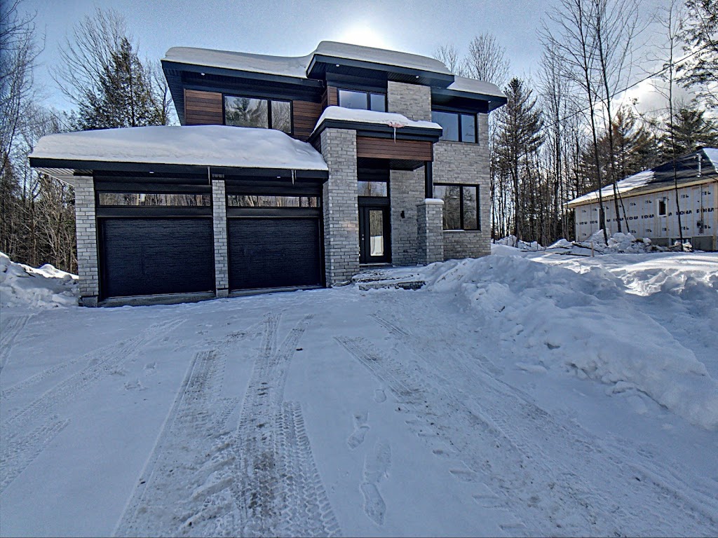 Habitation Cousineau | 319 Rue John-Ryan, Saint-Colomban, QC J5K 0N2, Canada | Phone: (450) 437-1513