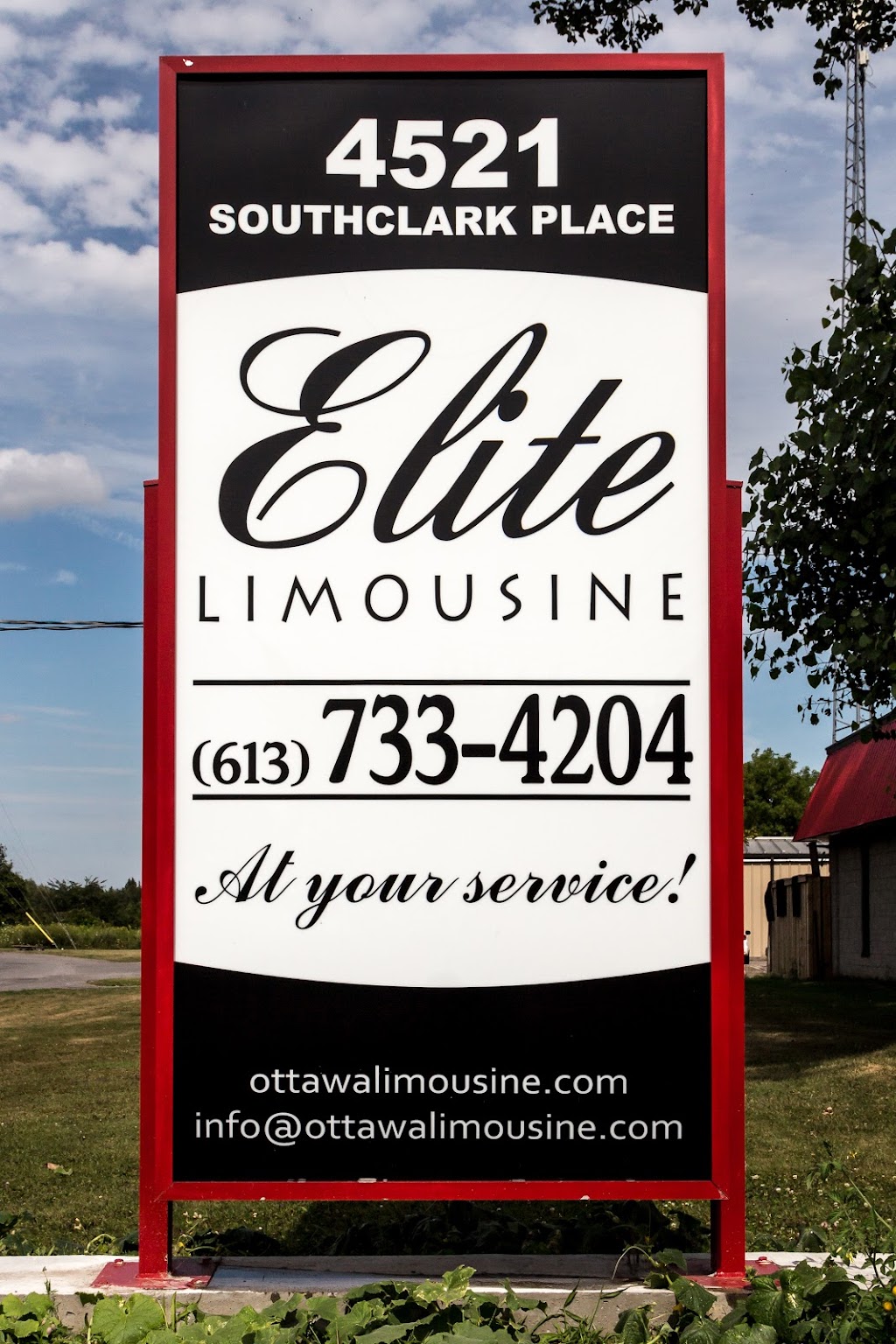 Elite Limousine | 4521 Southclark Pl, Gloucester, ON K1T 3V2, Canada | Phone: (613) 733-4204