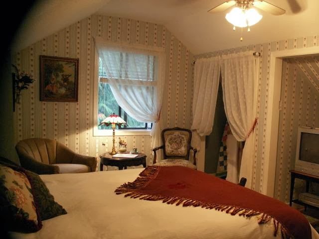 Tea Cozy Bed & Breakfast | 923 View Rd, Qualicum Beach, BC V9K 1N3, Canada | Phone: (250) 752-0819