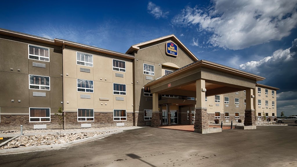 Redwater Hotel Inn & Suites | 4710 58 St, Redwater, AB T0A 2W0, Canada | Phone: (780) 580-6201