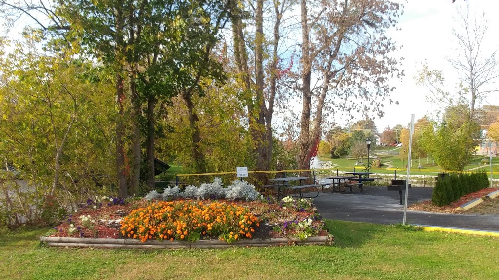 Town Park Bandstand | Gananoque, ON K7G, Canada