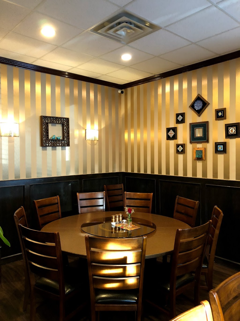 Termeh Cafe Restaurant | 7337 Sierra Morena Blvd SW #2, Calgary, AB T3H 3V4, Canada | Phone: (587) 353-3553