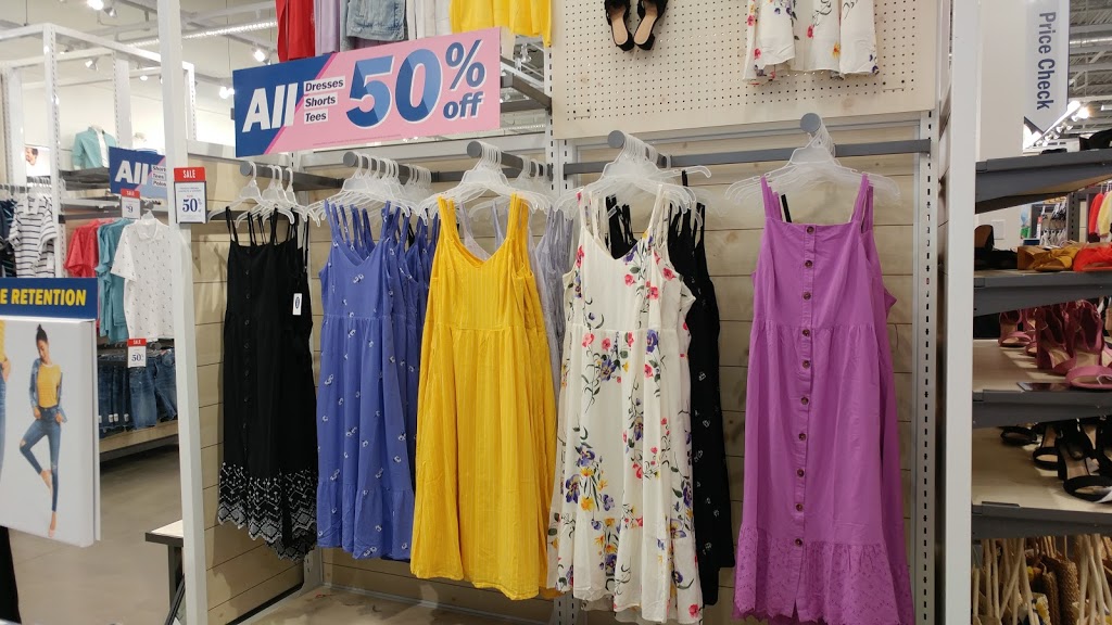 Old Navy | 9350 Yonge St Space Y013, Richmond Hill, ON L4C 5G2, Canada | Phone: (905) 770-2951