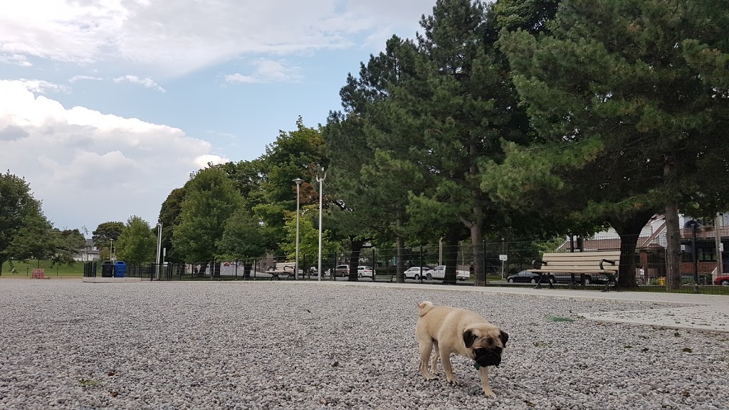 Greenwood Dog Park | Alton Ave, Toronto, ON M4L 2R1, Canada