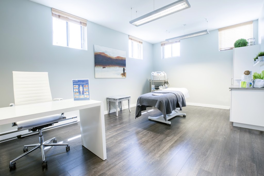 Clinique Dermo-Esthétique M Rockland | 233 Av. Dunbar, Mont-Royal, QC H3P 2H4, Canada | Phone: (514) 439-7710