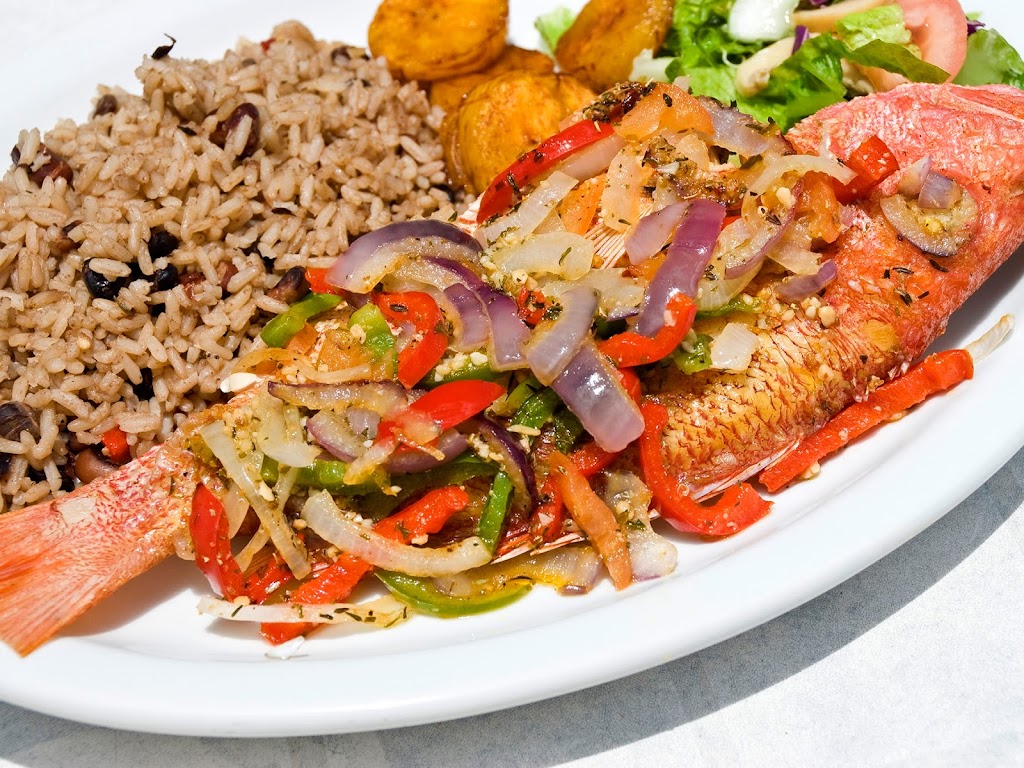 Jamaican Caribbean Homestyle | 408 Av. Lafleur, LaSalle, QC H8R 3H5, Canada | Phone: (514) 439-4818