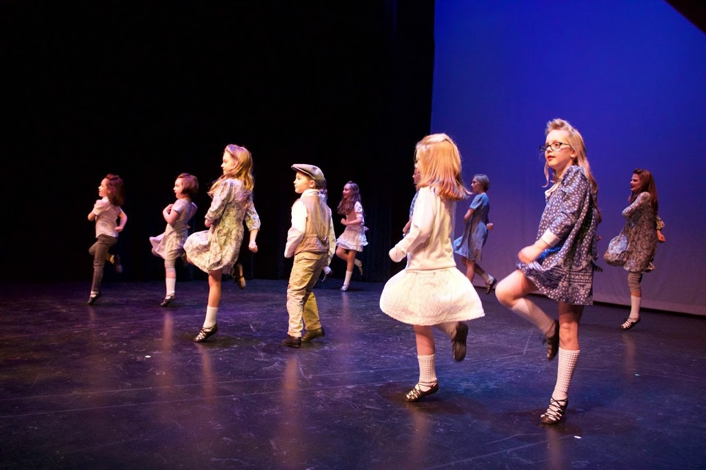 The Devoy Academy of Irish Dance | 1660 Avenue Rd, North York, ON M5M 3X9, Canada | Phone: (647) 637-8660