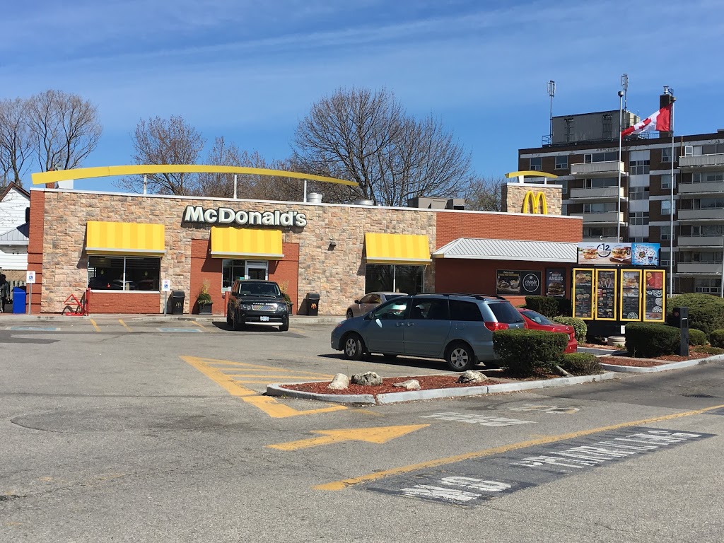 McDonalds | 29-31 Woodward Ave, Toronto, ON M4L 2Y5, Canada | Phone: (416) 463-2124