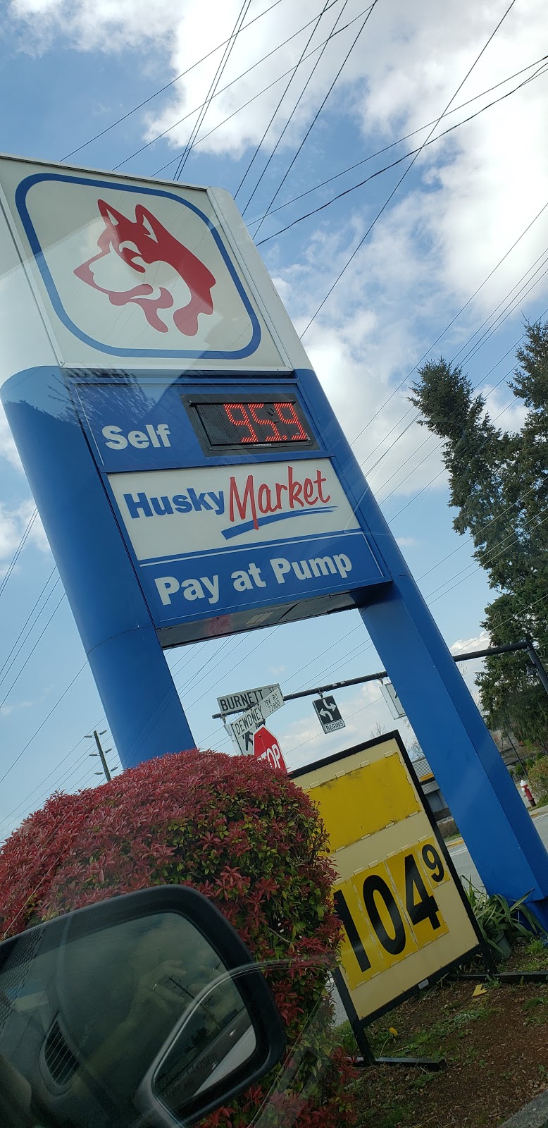 HUSKY | 22882 Dewdney Trunk Rd, Maple Ridge, BC V2X 3K7, Canada | Phone: (604) 467-5911