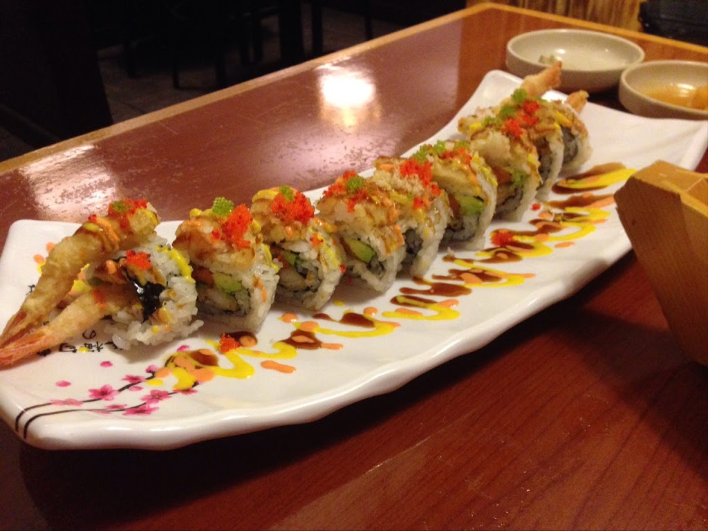 Suki Sushi | 347 Erb St W #4, Waterloo, ON N2L 1W4, Canada | Phone: (519) 746-1566