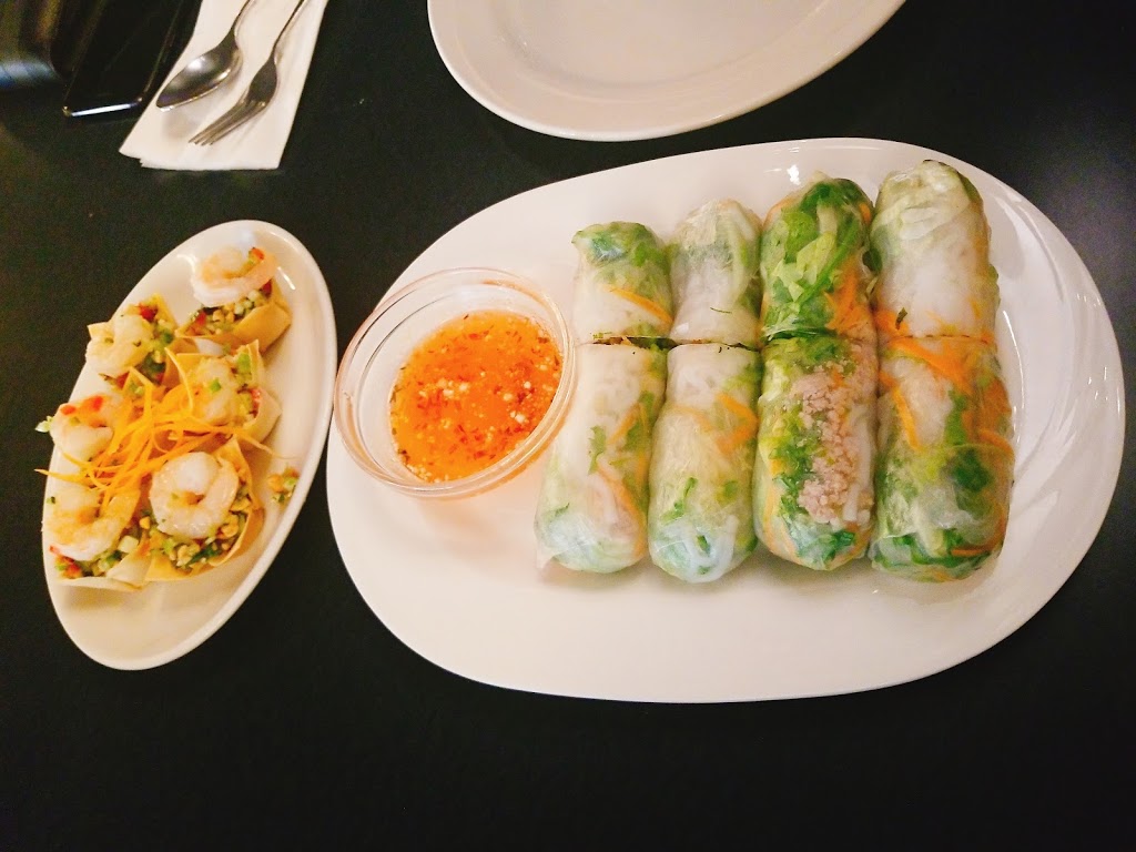 Siam Authentic Thai Cuisine | 587 St Annes Rd, Winnipeg, MB R2M 2S3, Canada | Phone: (204) 254-7765