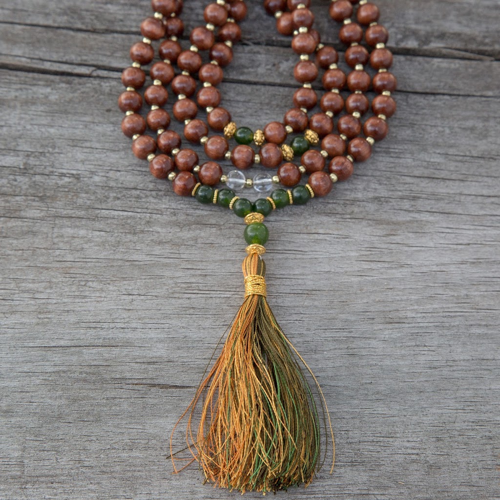 Malas by Emma | 53 Kings Park Blvd, East York, ON M4J 2B9, Canada | Phone: (416) 897-0858