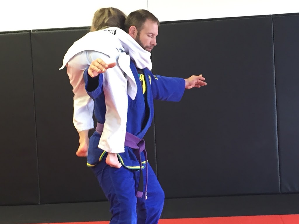 Academy Btt Montérégie, Jiu Jitsu Bromont | 1357 Rue Shefford local 107, Bromont, QC J2L 1C9, Canada | Phone: (450) 531-2775