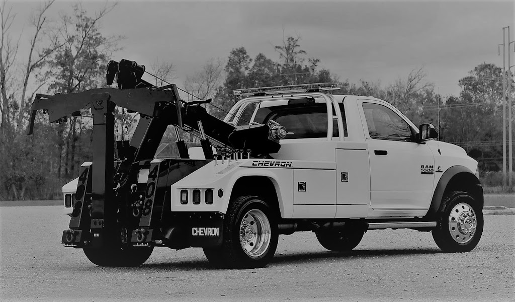 Towing BBY | 4936 Thornwood Pl, Burnaby, BC V5G 3Z4, Canada | Phone: (604) 330-0366