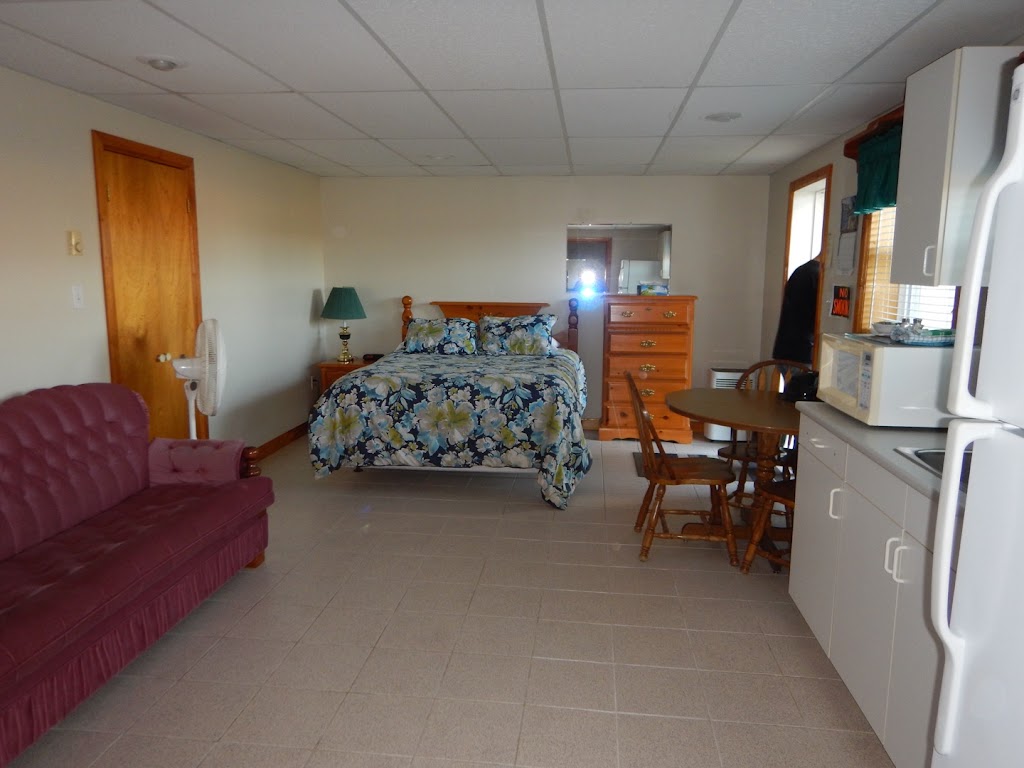 Pilot Whale Chalets | 15775 Cabot Trail, Chéticamp, NS B0E 1H0, Canada | Phone: (902) 224-1040