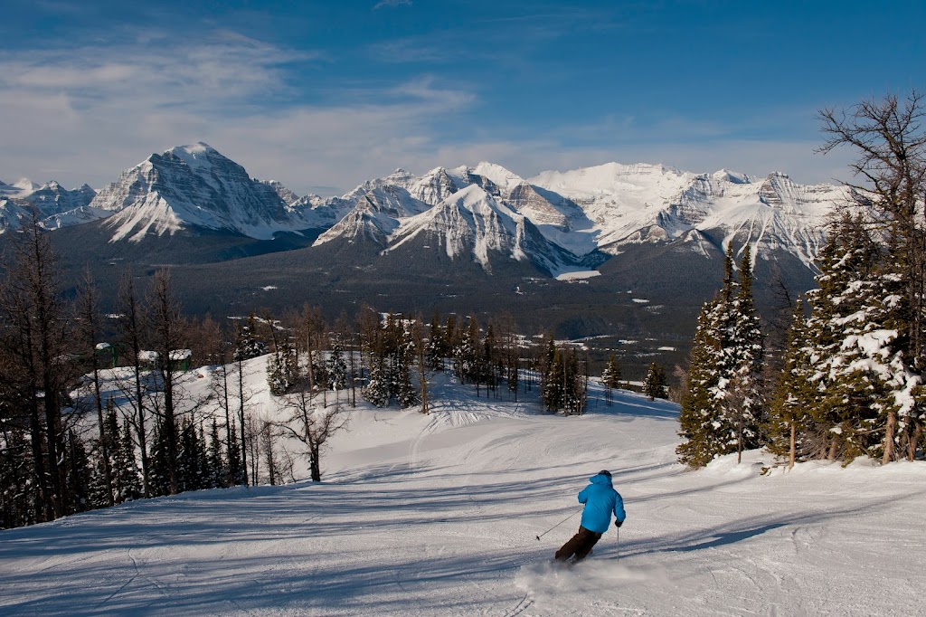 Kuma Yama | 1 Whitehorn Rd, Lake Louise, AB T0L 1E0, Canada | Phone: (403) 522-3555