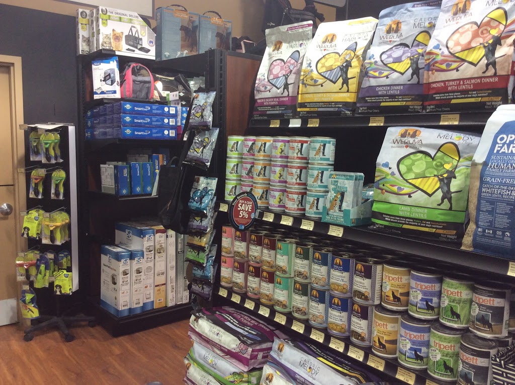 Pet Valu | 105 Southbank Blvd, Okotoks, AB T1S 0G1, Canada | Phone: (403) 995-5744