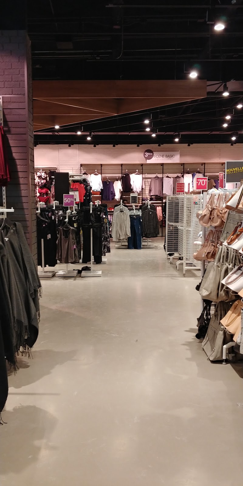 Ardene | 7275 Rue Sherbrooke E, Montréal, QC H1N 1E9, Canada | Phone: (514) 357-2078